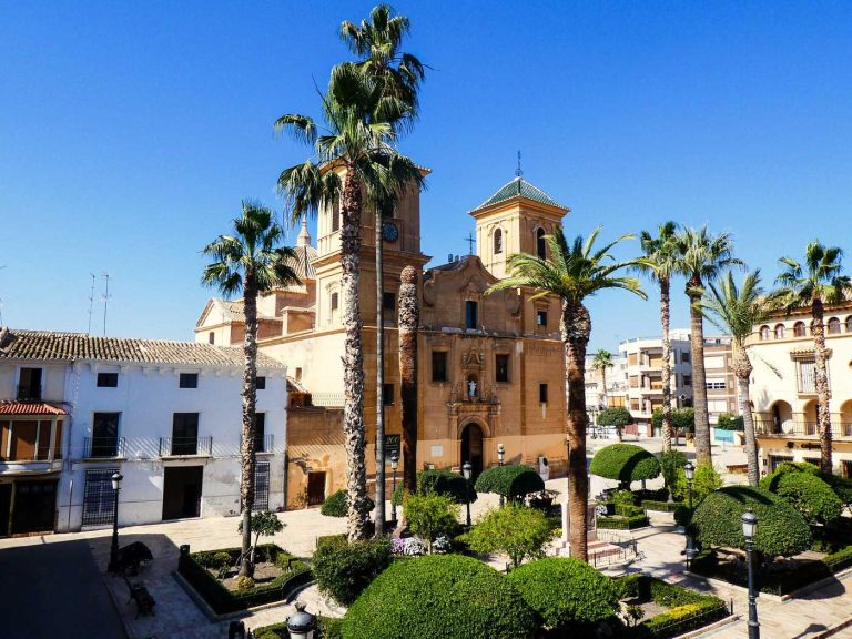 Huercal-Overa-plaza-del-cura-valera